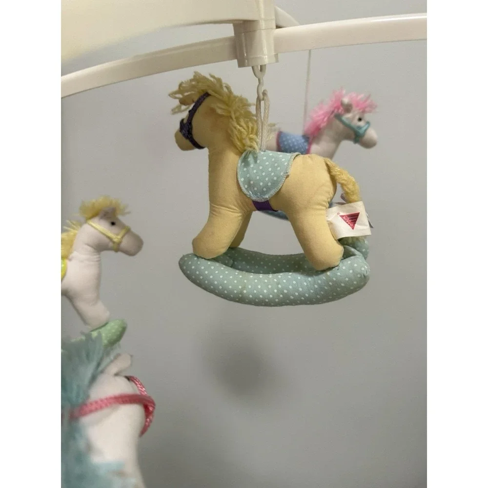 VTG 1987 Dakin Musical Baby Mobile Pretty Horses For Crib Plays 